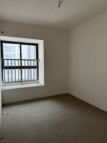【哥德堡国际现代城】成都市双流区公兴街道牧华路二段1688号2栋1单元24层2403号房屋