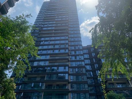 【中国铁建西派国樾】四川省成都市双流区万顺路二段52号9栋1单元11层1101号(建筑面积:173.1平方米)