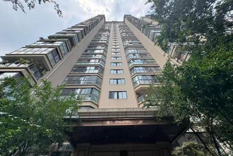 【凤凰1号】位于四川省成都市青白江区凤凰大道二段888号7栋2单元18层1801号的住宅一处