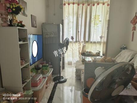 【足球村】成都市龙泉驿区同安街道忠诚路182号国际足球村3栋3单元2层203号房屋及附着装修