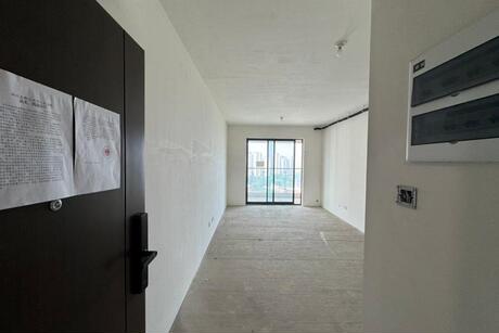 【中建凤凰湖畔】位于四川省成都市青白江区凤凰东二路33号(中建凤凰湖畔)7栋1单元24楼2402号的住宅一处