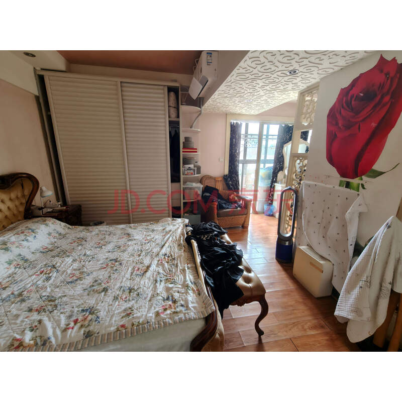 【一品天下C区】成都市金牛区营康西路428号1栋1单元7楼93号房屋及附着装修